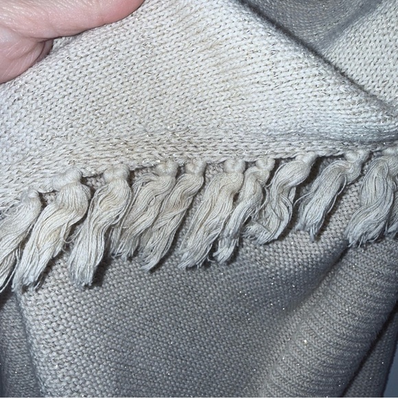 Lily Pulitzer Tatum Long Fringe Hem Cardigan Size Small Gold Metallic - Picture 9 of 14